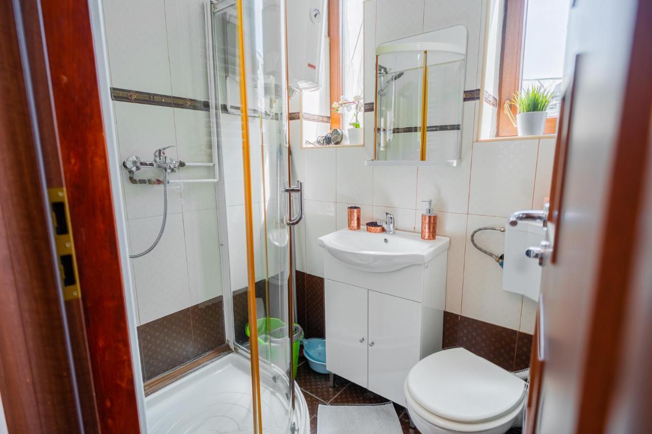 Apartment Prime Location With Breathtaking Architectural Views Bucharest